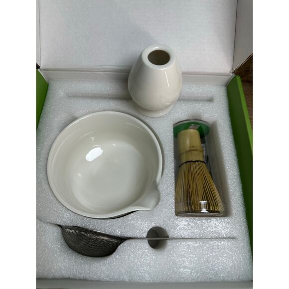 Matcha‎ Tea Set - Picture 2 of 2